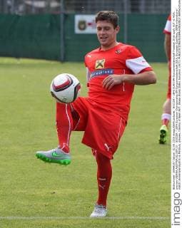 SOCCER - UEFA EURO EM Europameisterschaft Fussball 2016 quali, AUT vs MDA, preview VIENNA,AUSTRIA,02.SEP.15 - SOCCER - UEFA European Championship EM Europameisterschaft 2016, European Qualifiers, OEFB international match Länderspiel Austria vs Moldova, preview, training of team AUT. Image shows Zlatko Junuzovic (AUT). GEPAxpictures xChristianxOrt