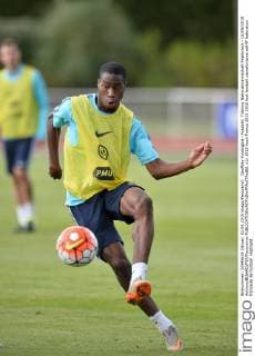 Geoffrey Kondogbia - Fussball, Training Nationalmannschaft Frankreich - 02 09 2015 AnthonyBIBARD FEP Panoramic 
