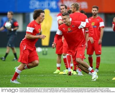 SOCCER - UEFA EURO EM Europameisterschaft Fussball 2016 quali, AUT vs MDA, preview VIENNA,AUSTRIA,04.SEP.15 - SOCCER - UEFA European Championship EM Europameisterschaft 2016, European Qualifiers, OEFB international match Länderspiel Austria vs Moldova, preview, training of team AUT. Image shows Julian Baumgartlinger and Stefan Ilsanker (AUT). GEPAxpictures xChristianxOrt