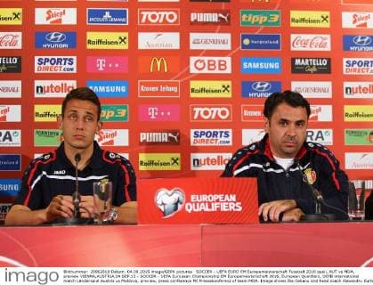 SOCCER - UEFA EURO EM Europameisterschaft Fussball 2016 quali, AUT vs MDA, preview VIENNA,AUSTRIA,04.SEP.15 - SOCCER - UEFA European Championship EM Europameisterschaft 2016, European Qualifiers, OEFB international match Länderspiel Austria vs Moldova, preview, press conference PK Pressekonferenz of team MDA. Image shows Ilie Cebanu and head coach Alexandru Kurteyan (MDA). GEPAxpictures xChristianxOrt