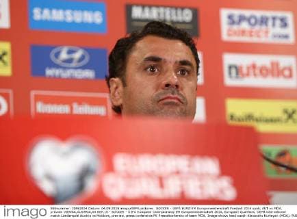 SOCCER - UEFA EURO EM Europameisterschaft Fussball 2016 quali, AUT vs MDA, preview VIENNA,AUSTRIA,04.SEP.15 - SOCCER - UEFA European Championship EM Europameisterschaft 2016, European Qualifiers, OEFB international match Länderspiel Austria vs Moldova, preview, press conference PK Pressekonferenz of team MDA. Image shows head coach Alexandru Kurteyan (MDA). GEPAxpictures xChristianxOrt