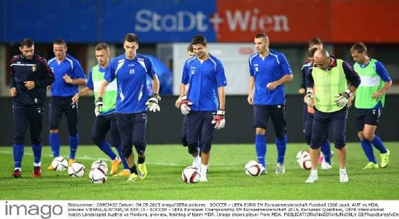 SOCCER - UEFA EURO EM Europameisterschaft Fussball 2016 quali, AUT vs MDA, preview VIENNA,AUSTRIA,04.SEP.15 - SOCCER - UEFA European Championship EM Europameisterschaft 2016, European Qualifiers, OEFB international match Länderspiel Austria vs Moldova, preview, training of team MDA. Image shows player from MDA. GEPAxpictures xChristianxOrt