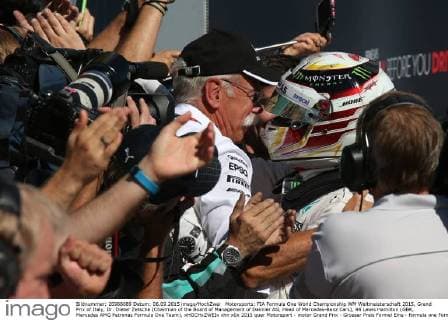 Motorsports: FIA Formula One World Championship WM Weltmeisterschaft 2015, Grand Prix of Italy, Dr. Dieter Zetsche (Chairman of the Board of Management of Daimler AG, Head of Mercedes-Benz Cars), 44 Lewis Hamilton (GBR, Mercedes AMG Petronas Formula One Team), xHOCHxZWEIx
