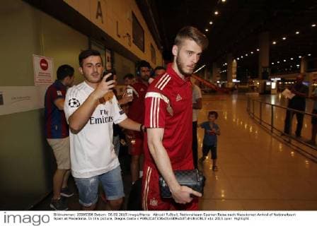 Aktuell Fußball, Nationalteam Spanien Reise nach Mazedonien Arrival of Nationalteam Spain at Macedonia. In this picture, Diegos Costa x 