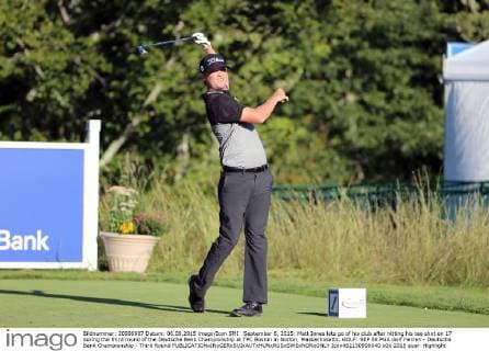 September 6, 2015: Matt Jones lets go of his club after hitting his tee shot on 17 during the third round of the Deutsche Bank Championship at TPC Boston in Norton, Massachusetts. GOLF: SEP 06 PGA Golf Herren - Deutsche Bank Championship - Third Round Icon482150906040 EDITORIAL USE ONLY