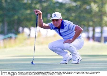 September 6, 2015; Norton, MA, USA; Rickie Fowler lines up a shot at the 15th hole during the third round of the Deutsche Bank Championship at TPC Boston. PGA Golf Herren 2015: Deutsche Bank Championship SEP 06 - ZUMAc04_