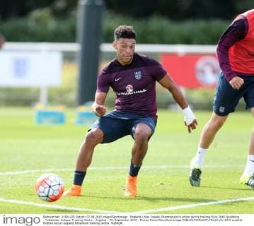 England s Alex Oxlade-Chamberlain in action during training Euro 2016 Qualifying - Tottenham Hotspur Training Centre - England - 7th September 2015 - Picture David Klein Sportimage EDITORIAL USE ONLY. No use with unauthorised audio, video, data, fixture lists, club league logos or live services. Online in-match use limited to 120 images, no video emulation. No use in betting, games or single club league player publications.