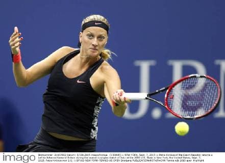 (150908) -- NEW YORK, Sept. 7, 2015 -- Petra Kvitova of the Czech Republic returns a ball to Johanna Konta of Britain during the women s singles match of Italy at the 2015 U.S. Open in New York, the United States, Sept. 7, 2015. Petra Kvitova won 2-0. ) (SP)US-NEW YORK-TENNIS-US OPEN QinxLang 