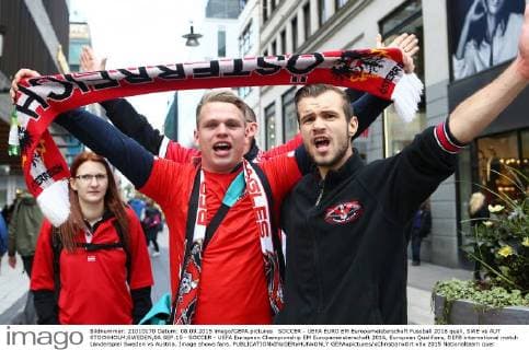 SOCCER - UEFA EURO EM Europameisterschaft Fussball 2016 quali, SWE vs AUT STOCKHOLM,SWEDEN,08.SEP.15 - SOCCER - UEFA European Championship EM Europameisterschaft 2016, European Qualifiers, OEFB international match Länderspiel Sweden vs Austria. Image shows fans. GEPAxpictures xChristianxOrt