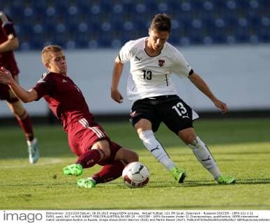 Aktuell Fußball, U21 EM Quali, Österreich - Russland SOCCER - UEFA U21 U 21 EURO, quali, AUT vs RUS SANKT POELTEN,AUSTRIA,08.SEP.15 - SOCCER - UEFA European Under-21 Championships, qualification, OEFB international match Länderspiel Austria vs Russia. Image shows Dmitri Barinov (RUS) and Martin Rasner (AUT). GEPAxpictures xWalterxLuger