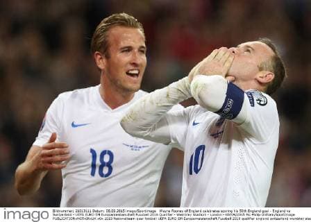 Wayne Rooney of England celebrates scoring his 50th England goal - England vs Switzerland - UEFA EURO EM Europameisterschaft Fussball 2016 Qualifier - Wembley Stadium - London - 08 09 2015 Pic Philip Oldham SportImage EDITORIAL USE ONLY. No use with unauthorised audio, video, data, fixture lists, club league logos or live services. Online in-match use limited to 120 images, no video emulation. No use in betting, games or single club league player publications.