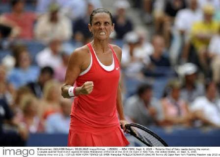 (150909) -- NEW YORK, Sept. 8, 2015 -- Roberta Vinci of Italy reacts during the women s singles quarter-final match against Kristina Mladenovic of France at the 2015 US Open in New York, the United States, on Sept. 8, 2015. Roberta Vinci won 2-1. ) (SP)US-NEW YORK-TENNIS-US OPEN WangxLei 