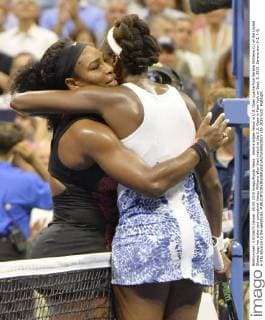 Serena edges Venus in U.S. Open quarterfinal Serena Williams (L) of the United States hugs her sister and compatriot Venus Williams after their match at the U.S. Open in New York on Sept. 8, 2015. Serena won 6-2, 1-6, 6-3 to advance to the semifinals. 