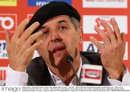 SOCCER - UEFA EURO EM Europameisterschaft Fussball 2016 quali, SWE vs AUT VIENNA,AUSTRIA,09.SEP.15 - SOCCER - UEFA European Championship EM Europameisterschaft 2016, European Qualifiers, OEFB international match Länderspiel Sweden vs Austria, press conference PK Pressekonferenz of team AUT. Image shows head coach Marcel Koller (AUT). GEPAxpictures xChristianxOrt