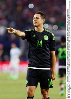 Aktuell Fußball, Testspiel, Mexiko - Argentinien 08 SEPT 2015: Mexico Forward Javier Hernandez (14) celebrates his penalty shot goal during the International Friendly Länderspiel soccer match between the Argentina and Mexico National Teams played at AT&T Stadium in Arlington, TX. SOCCER: SEP 08 Argentina v Mexico Icon150908225 EDITORIAL USE ONLY