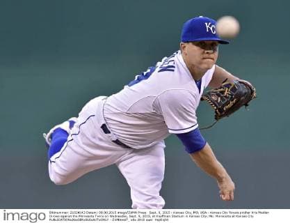 Sept. 9, 2015 - Kansas City, MO, USA - Kansas City Royals pitcher Kris Medlen throws against the Minnesota Twins on Wednesday, Sept. 9, 2015, at Kauffman Stadium in Kansas City, Mo. Minnesota at Kansas City - ZUMAm67_