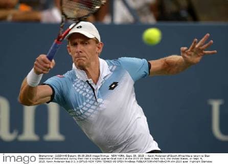 NEW YORK, Sept. 09, 2015 -- Kevin Anderson of South Africa hits a return to Stan Wawrinka of Switzerland during their men s singles quarter-final match at the 2015 US Open in New York, the United States, on Sept. 9, 2015. Kevin Anderson lost 0-3. ) (SP)US-NEW YORK-TENNIS-US OPEN YinxBogu 