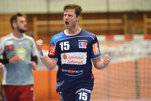 Balingen Jubel bei Martin Strobel (HBW Balingen-Weilstetten) HBW Balingen-Weilstetten vs. TuS N-Luebbecke, DKB Handball Bundesliga , Handball, 09.09.2015, Copyright: Laegler Eibner-Pressefoto EP_SLR