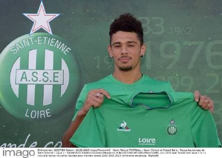 Kevin Malcuit FOOTBALL : Kevin Malcuit et Robert Beric - Nouvelles recrues de Saint Etienne - Ligue 1 - 10 09 2015 FredericChambert Panoramic 
