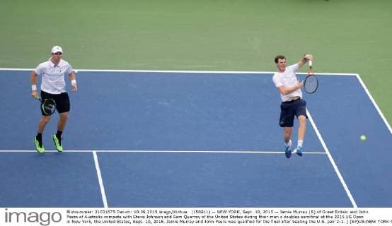 (150911) -- NEW YORK, Sept. 10, 2015 -- Jamie Murray (R) of Great Britain and John Peers of Australia compete with Steve Johnson and Sam Querrey of the United States during their men s doubles semifinal at the 2015 US Open in New York, the United States, Sept. 10, 2015. Jamie Murray and John Peers was qualified for the final after beating the U.S. pair 2-1. ) (SP)US-NEW YORK-TENNIS-US OPEN-MEN S DOUBLES-SEMIFINAL YinxBogu 