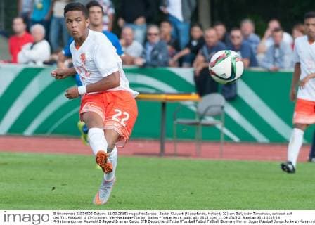 Justin Kluivert (Niederlande, Holland, 22) am Ball, beim Torschuss, schiesst auf das Tor, Fussball, U 17-Junioren, Vier-Nationen-Turnier, Italien - Niederlande, xobx