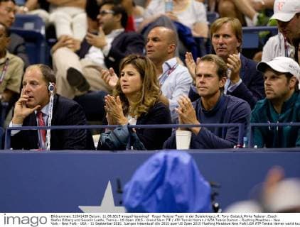 Roger Federer Team in der Spielerloge,L-R. Tony Godsick,Mirka Federer ,Coach Stefan Edberg und Severin Luethi, Tennis - US Open 2015 - Grand Slam ITF ATP Tennis Herren WTA Tennis Damen - Flushing Meadows - New York - New York - USA - 11 September 2015. Juergen Hasenkopf