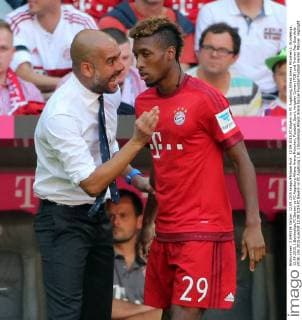 12.09.2015,FC Bayern vs FC Augsburg,Allianz Arena München,1. Bundesliga, 12.09.2015,1.Bundesliga,FC Bayern vs FC Augsburg Allianz Arena München, Fussball, Sport, kingsley Coman (FCB) und Trainer Pep Guardiola (FCB)
