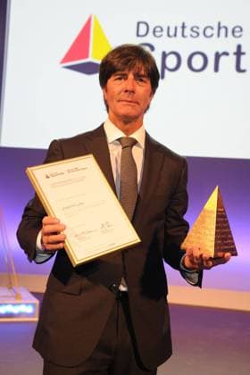 Preisträger Joachim Löw bei der Verleihung Goldene Sportpyramide am 12.09.2015 in Hamburg Goldene Sportpyramdie 2015 in Hamburg 