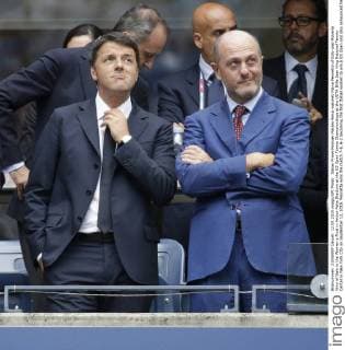 Italian Prime Minister Matteo Renzi watches Flavia Pennetta of Italy play Roberta Vinci of Italy in the Women s Final in Arthur Ashe Stadium at the US Open Tennis Championships at the USTA Billie Jean King National Tennis Center in New York City on September 12, 2015. Pennetta wins the match 7-6, 6-2 becoming the first Italian women to win a US Open and also announced her possible retirement at the Trophy Ceremony.  NYP20150912103 JOHNxANGELILLO
