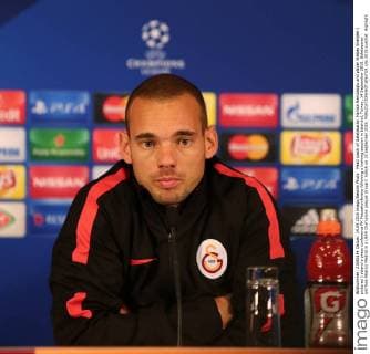 Head coach of Galatasaray, Hamza Hamzaoglu and player Wesley Sneijder ( pictured ) attend a press conference PK Pressekonferenz following a training session in Istanbul, Turkey, 14 September 2015. Galatasaray will face Atletico Medrid in a UEFA Champions League Group C match on 15 September 2015. 