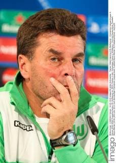 Trainer Dieter Hecking (VfL Wolfsburg) - Champions League Gruppe B Saison 2015-2016 Pressekonferenz VfL Wolfsburg vs. ZSKA Moskau in der Volkswagen Arena in Wolfsburg - Portrait,Deutschland, Fussball, Mann,Männer,14.09.2015