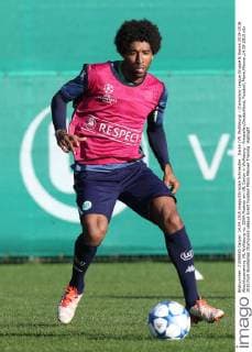 Dante (VfL Wolfsburg) - Champions League Gruppe B Saison 2015-2016 Abschlusstraining VfL Wolfsburg vs. ZSKA Moskau am VfL Center in Wolfsburg - Freisteller,Deutschland, Fussball, Mann,Männer,14.09.2015