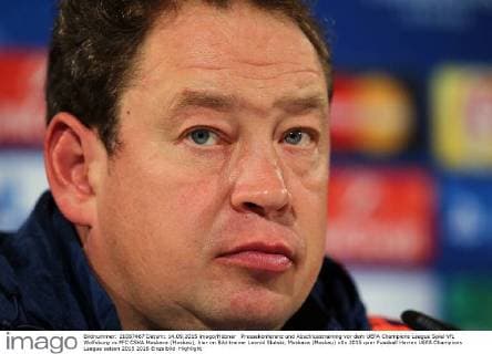 Pressekonferenz und Abschlusstraining vor dem UEFA Champions League Spiel VfL Wolfsburg vs PFC CSKA Moskava (Moskau), hier im Bild trainer Leonid Slutski, Moskava (Moskau)