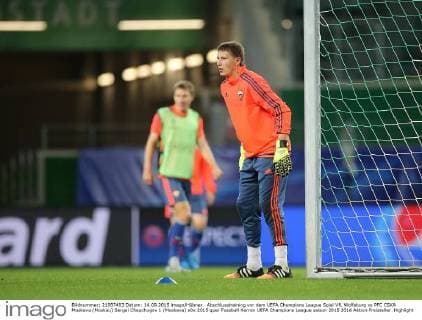 Abschlusstraining vor dem UEFA Champions League Spiel VfL Wolfsburg vs PFC CSKA Moskava (Moskau) Sergei Chepchugov 1 (Moskava)