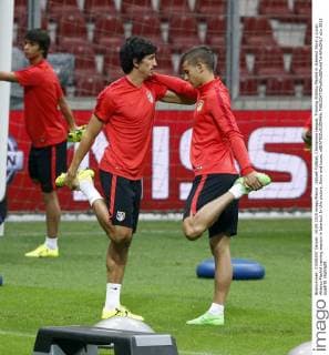 Aktuell Fußball, Champions League, Training Atletico Madrid in Istanbul Savic y Lucas. Atletico Madrid training session in Istanbul. In this picture, Savic and Lucas. xBEATRIZxGUZMANx 