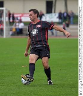 Aktuell Fußball, Eintracht Frankfurt Legendenspiel, 90er Traditionsmannschaft - 90er Bundesliga Stars 13.09.2015, xovx, Fussball, Dietmar Roth Legendenspiel, Eintracht Frankfurt 90er Auswahl - Bundesliga Auswahl 90er, emspor, Alexander Schur (Eintracht Frankfurt), Freisteller.
