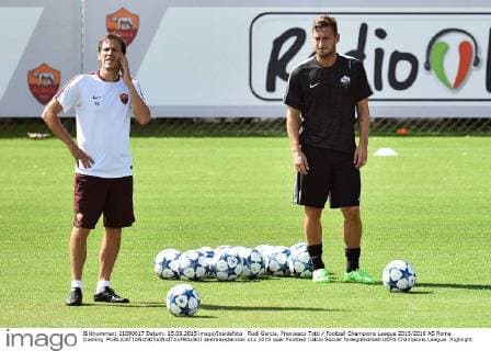 Rudi Garcia, Francesco Totti Football Champions League 2015 2016 AS Roma training andreaxstaccioli