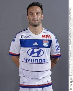 Aktuell Fußball, Porträttermin Olympique Lyon Mathieu VALBUENA FOOTBALL : Presentation - Lyon - Photo Officielle - 15 09 2015 Panoramicx 
