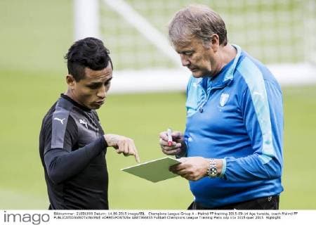 Champions League Group A - Malmö FF training 2015-09-14 Age hareide, coach Malmö FF  xORRExPONTUSx AB87366855