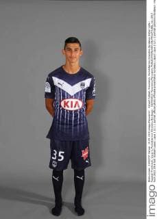 Aktuell Fußball, Frankreich, Porträttermin Girondins Bordeaux Sofian Valla - Fussball Frankreich, Ligue 1, Porträttermin Girondins Bordeaux - 15 09 2015 Panoramic Panoramic 