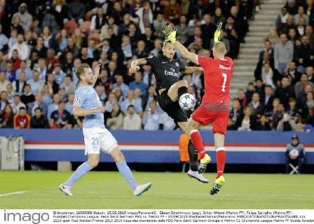 Zlatan Ibrahimovic (psg), Johan Wiland (Malmo FF), Felipe Carvalho (Malmo FF) - Fussball Champions League, Paris Saint Germain PSG vs. Malmö FF - 15 09 2015 StephaneAllaman Panoramic 