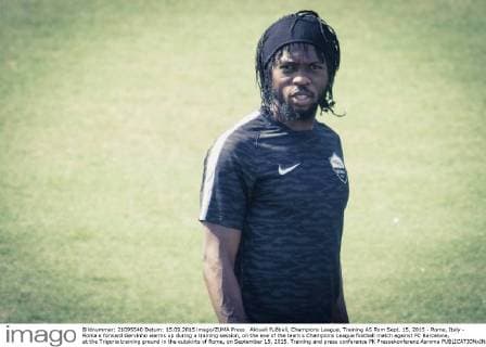 Aktuell Fußball, Champions League, Training AS Rom Sept. 15, 2015 - Rome, Italy - Roma s forward Gervinho warms up during a training session, on the eve of the team s Champions League football match against FC Barcelone, at the Trigoria training ground in the outskirts of Rome, on September 15, 2015. Training and press conference PK Pressekonferenz Asroma  - ZUMAn230
