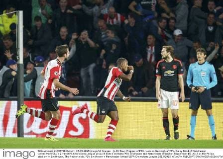 (L-R) Davy Propper of PSV, Luciano Narsingh of PSV, Daley Blind of Manchester United ManU during the UEFA Champions League group B match between PSV Eindhoven and Manchester United on September 15, 2015 at the Philips stadium in Eindhoven, The Netherlands. PSV Eindhoven v Manchester United UEFA Champions League 2015 2016 xVIxxIVx 4330842