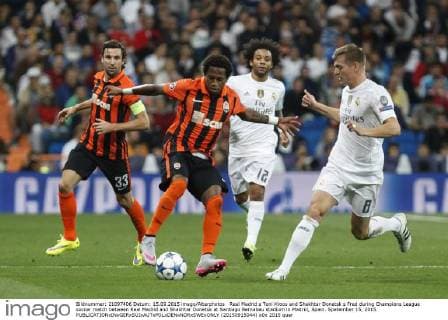 Real Madrid s Toni Kroos and Shakhtar Donetsk s Fred during Champions League soccer match between Real Madrid and Shakhtar Donetsk at Santiago Bernabeu stadium in Madrid, Spain. Spetember 15, 2015.  (20150915044)