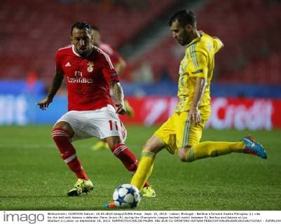 Sept. 15, 2015 - Lisbon, Portugal - Benfica s forward Kostas Mitroglou (L) vies for the ball with Astana s defender Marin Anicic (R) during the Champions League football match between SL Benfica and Astana at Luz Stadium in Lisbon on September 15, 2015. NURPHOTO CARLOS PALMA. FBL-EUR-C1-SPORTING-ASTANA  - ZUMAn230