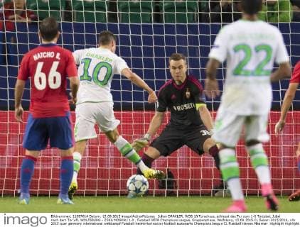 Julian DRAXLER, WOB 10 Torschuss, schiesst das Tor zum 1-0 Torjubel, Jubel nach dem Tor VFL WOLFSBURG - ZSKA MOSKAU 1-0 , Fussball UEFA Champions League, Gruppenphase, Wolfsburg, 15.09.2015 CL Saison 2015 2016,