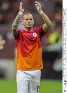 Wesley Sneijder of Galatasaray during the UEFA Youth League match between Galatasaray and Atletico Madrid on September 15, 2015 at Istanbul, Turkey. Galatasaray v Atletico Madrid UEFA Youth League 2015 2016 xVIxGerritxvanxKeulenxIVx 4331705