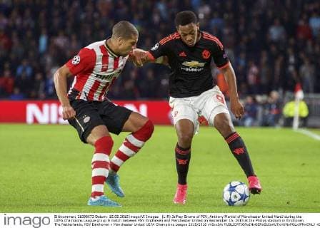 (L-R) Jeffrey Bruma of PSV, Anthony Martial of Manchester United ManU during the UEFA Champions League group B match between PSV Eindhoven and Manchester United on September 15, 2015 at the Philips stadium in Eindhoven, The Netherlands. PSV Eindhoven v Manchester United UEFA Champions League 2015 2016 xVIxxIVx 4331920