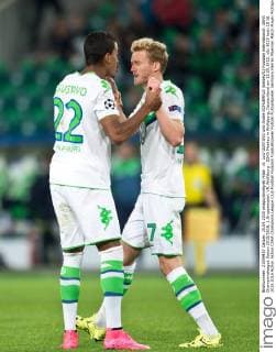 vl: Luiz GUSTAVO und Andre SCHUERRLE (beideVfL) Fussball international: UEFA Championsleague Saison 2015 2016, 1.Gruppenspiel: VfL Wolfsburg - ZSKA Moskau in Wolfsburg, Deutschland am 15.09.2015,