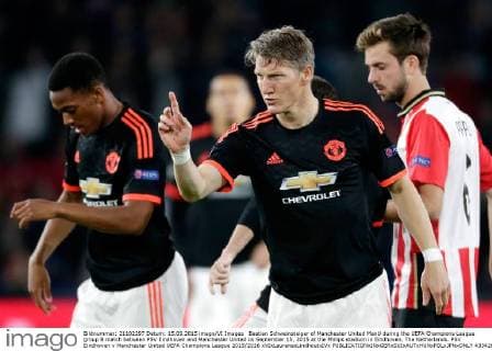 Bastian Schweinsteiger of Manchester United ManU during the UEFA Champions League group B match between PSV Eindhoven and Manchester United on September 15, 2015 at the Philips stadium in Eindhoven, The Netherlands. PSV Eindhoven v Manchester United UEFA Champions League 2015 2016 xVIxLaurensxLindhoutxIVx 4334261